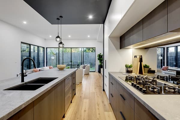 Kitchen Cabinets - Image 8